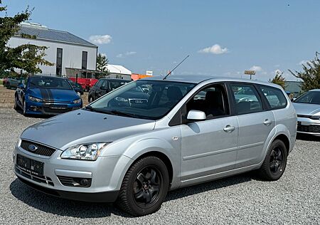 Ford Focus 1,6i TÜV 05.2027