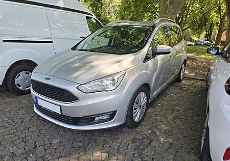 Ford C-Max Grand 1,0 EcoBoost 92kW Titanium Titanium