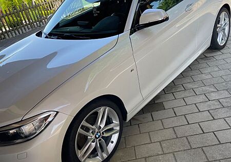 BMW 220i Coupé Sport Line Sport Line
