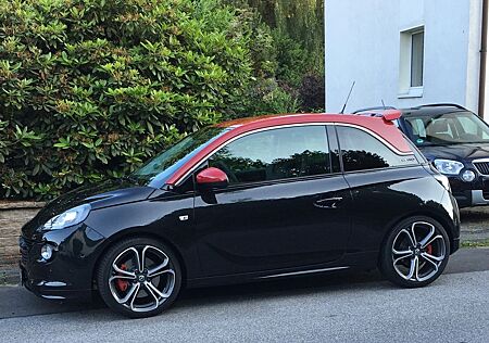 Opel Adam S 1.4 Turbo 150 PS mit RECARO Sportsitze