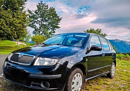 Skoda Fabia 1.4 16V 55 kW Extra Sedan Extra