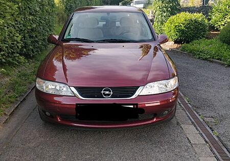 Opel Vectra 1.6 16V Selection Selection AHK