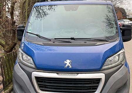 Peugeot Boxer HDI 2,2 L 150 PS Camper-Basis Teilausbau