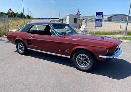 Ford Mustang Coupé , 67, Servo , Klima , H- Kennzeich