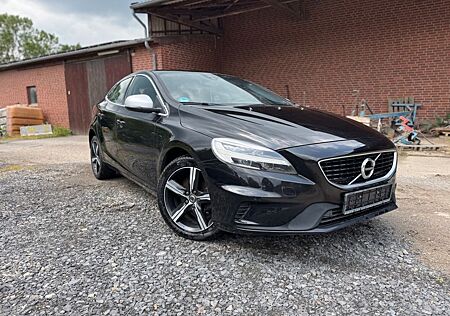 Volvo V40 D2 - R-Design Navi/Szh./ TÜV neu