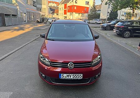 VW Touran Volkswagen 2.0 TDI MATCH BlueMotion Technology