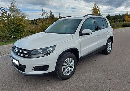 VW Tiguan Volkswagen 2.0 TDI BlueMotion Tech Trend & Fun T...