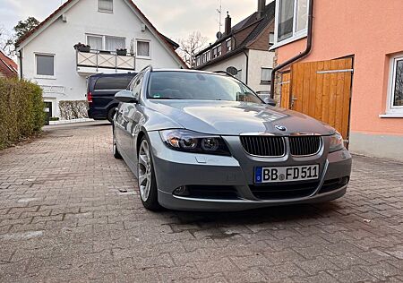 BMW 325i touring - TÜV Neu