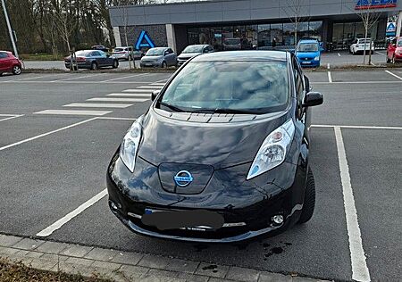 Nissan Leaf 150 PS 40KWH 3.ZERO