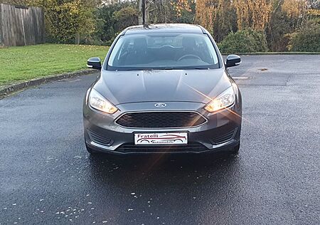 Ford Focus Turnier brandneue Zahnriemen&Service