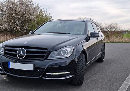 Mercedes-Benz C 250 T BlueEFFICIENCY AVANTG. Aut. AVANTGARDE