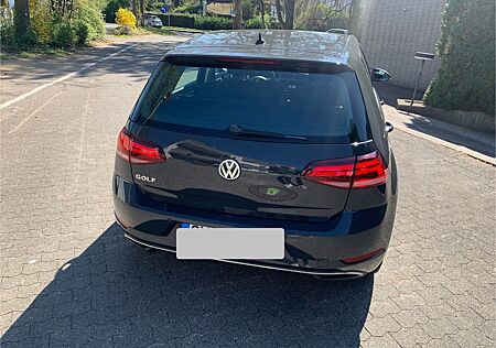 VW Golf Volkswagen 1.0 TSI OPF 63kW Trendline Trendline