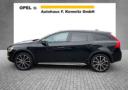 Volvo V60 Cross Country Pro / LEDER / STANDHZG. / AHK