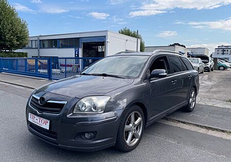 Toyota Avensis Kombi 2.2 D-CAT Sol