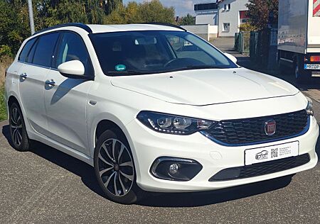 Fiat Tipo 1.6 MultiJet Kombi Navi,Xenon,ACC,17",Mwst.