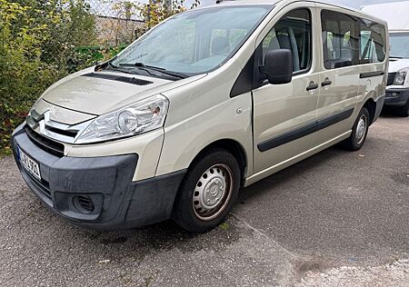 Citroën Jumpy 9 Sitzer Transporter