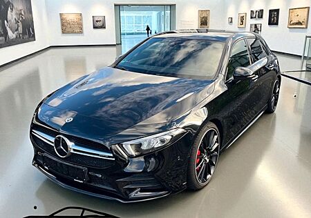 Mercedes-Benz A 35 AMG 4Matic*Pano*Burmester