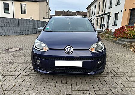 VW Up Volkswagen ! 1.0 75 PS 8x BEREIFT CLUB ! BMT