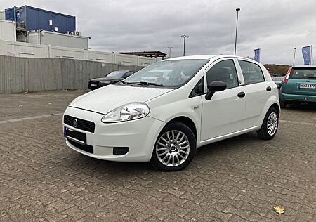 Fiat Punto Grande 1.2 Perfekter Stadtflitzer