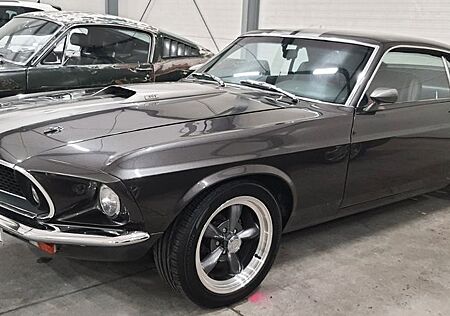 Ford Mustang Fastback 1969 - Antique