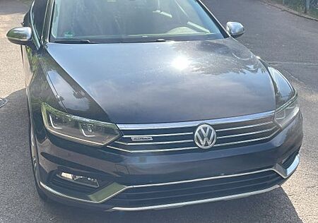 VW Passat Alltrack Volkswagen 2.0 TDI 4MOTION Alltrack Blu...