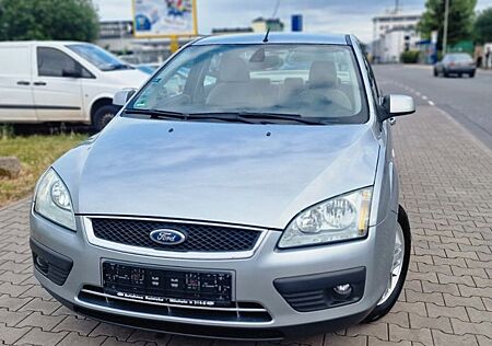 Ford Focus Lim. Ghia.Motor 1,6 Ltr.