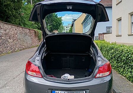 Opel Insignia 1.8 ECO 8-fach-bereift (2 neu), TÜV neu
