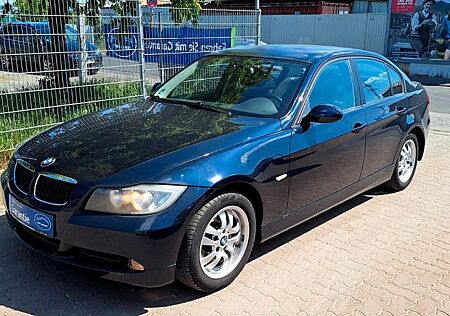 BMW 318i *STEUERKETTE NEU~TÜV NEU~GARANTIE*