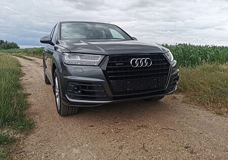 Audi Q7 3.0 TDI quattro tiptronic -