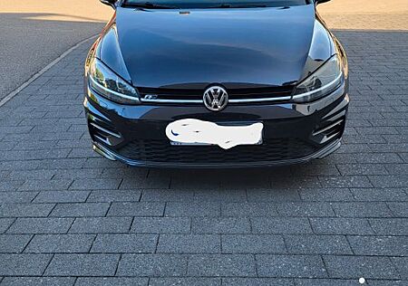 VW Golf Volkswagen Variant R-Line 2.0 TDI DSG / ACC / 8-fach Alu