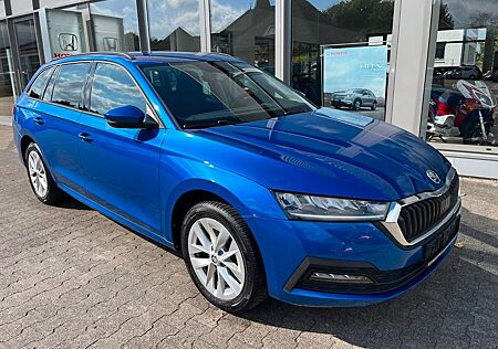 Skoda Octavia Combi Ambition iV *NAVI*4SHZ*RACE BLUE*
