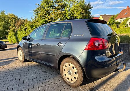 VW Golf Volkswagen 1.6 FSI Tour Edition Tour Edition