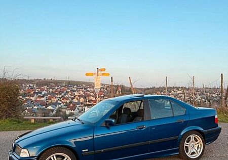 BMW 323i Sport Edition Sport Edition