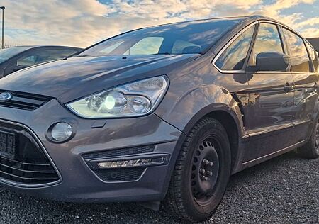 Ford S-Max *7-Sitzer *Xenon*Automat.*Pano*