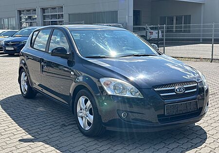 Kia ANDERE Ceed Basis *AHK* Tüv Neu