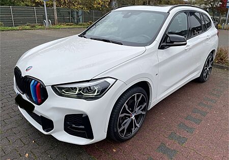 BMW X1 xDrive 20 d M Sport Navi Pano LED DAB 8-fach