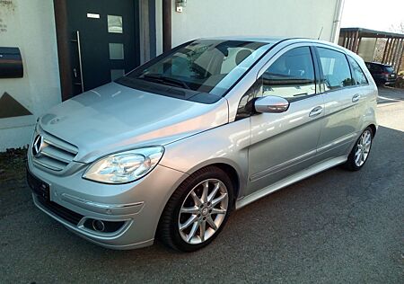 Mercedes-Benz B 200 Turbo Sportpaket 2 Hand Navi Sitzheizung