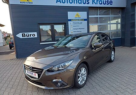 Mazda 3 Lim. Center-Line