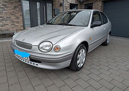 Toyota Corolla 1.4 (1. Hand/ Rentnerfahrzeug)