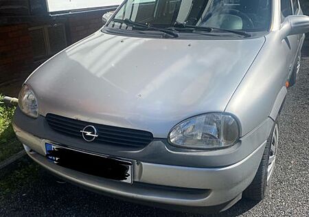 Opel Corsa 1.2 16V Edition 2000 Edition 2000