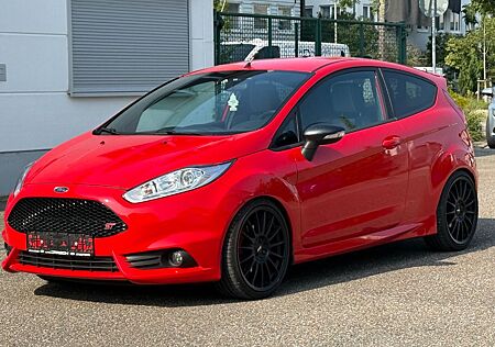 Ford Fiesta ST 1.6 182PS Recaro-Sitze/Zahnriemen NEU