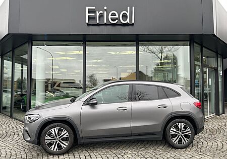 Mercedes-Benz GLA 200 Progr. Night AHK Multibeam Distro. Magno