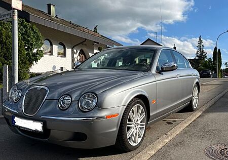 Jaguar S-Type 2.7 Liter V6 Diesel Executive Executive