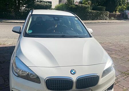 BMW 2er 225 Active Tourer 225xe iPerformance Steptro...