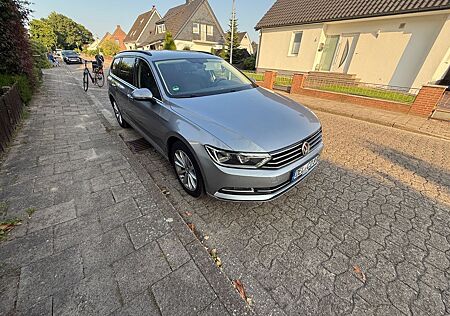 VW Passat Variant Volkswagen 2.0 TDI SCR DSG Comfortline V...