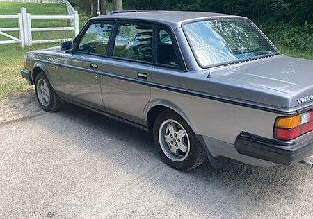 Volvo 240