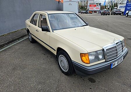 Mercedes-Benz 200 W124