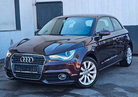 Audi A1 1.6 TDI 66kW S tronic Attraction*Voll Ausst*