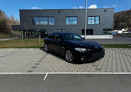 BMW 530d xDrive A - M Paket