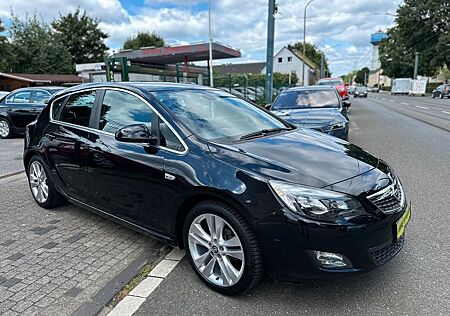 Opel Astra J Lim. 5-trg. Sport
